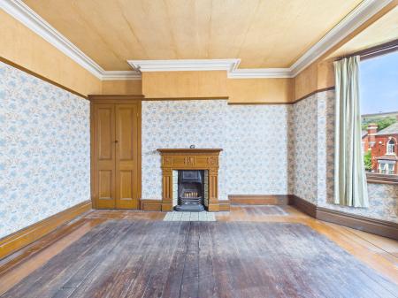 5 bedroom Terraced House for sale in Grosvenor Road, West Park, St Helens, WA10