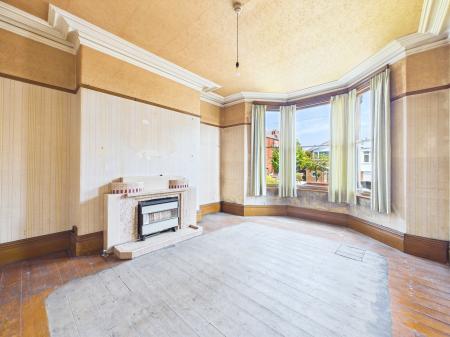 5 bedroom Terraced House for sale in Grosvenor Road, West Park, St Helens, WA10