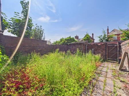 5 bedroom Terraced House for sale in Grosvenor Road, West Park, St Helens, WA10