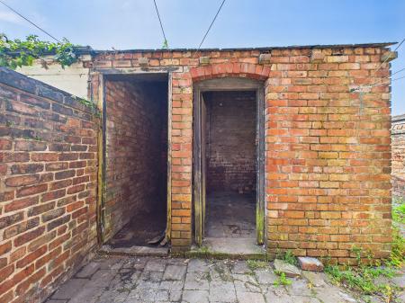 5 bedroom Terraced House for sale in Grosvenor Road, West Park, St Helens, WA10