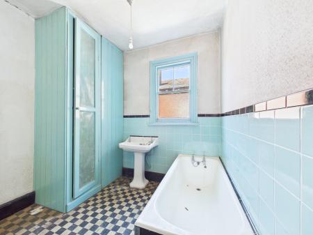 5 bedroom Terraced House for sale in Grosvenor Road, West Park, St Helens, WA10