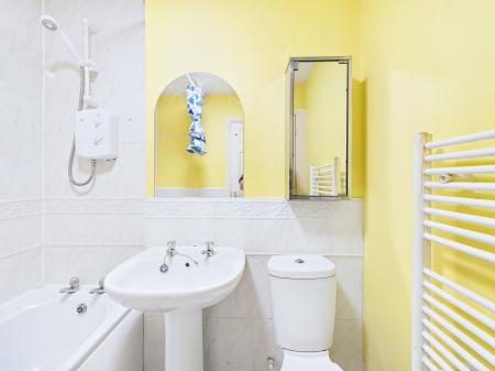 2 bedroom Terraced House for sale in Ravenhead Road, Toll Bar, St Helens, WA10