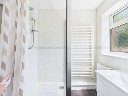 2 bedroom Semi-detached bungalow for sale in Heathfield Avenue, Thatto Heath, St Helens, WA9