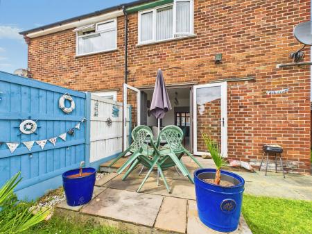 2 bedroom Semi-detached house for sale in Blaydon Grove, Nutgrove, St Helens, WA9