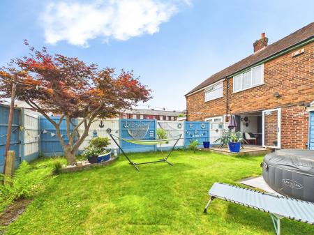 2 bedroom Semi-detached house for sale in Blaydon Grove, Nutgrove, St Helens, WA9