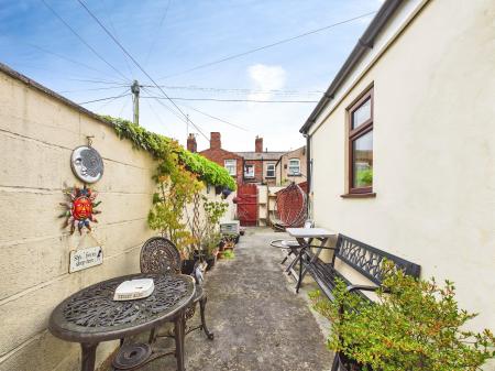 2 bedroom Terraced House for sale in Lingholme Road, Dentons Green, St Helens, WA10