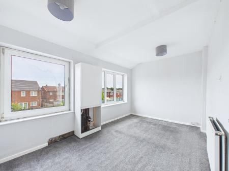 2 bedroom Terraced House for sale in Elephant Lane, Thatto Heath, St Helens, WA9