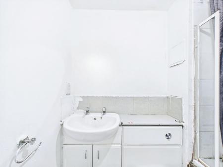 3 bedroom Town house for sale in Mount Pleasant Avenue, Parr, St Helens, WA9