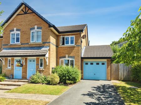 3 bedroom Semi-detached house for sale in Chelford Road, Eccleston, St Helens, WA10