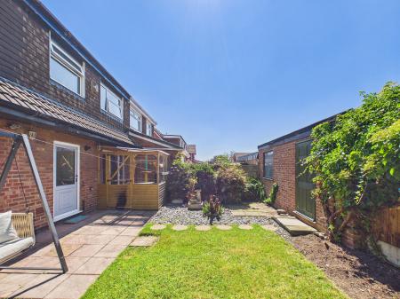 3 bedroom Semi-detached house for sale in Shirebourne Avenue, Haresfinch, St Helens, WA11