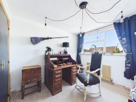 3 bedroom Semi-detached house for sale in Shirebourne Avenue, Haresfinch, St Helens, WA11