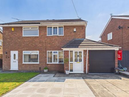 2 bedroom Semi-detached house for sale in Carnoustie Grove, Haydock, WA11