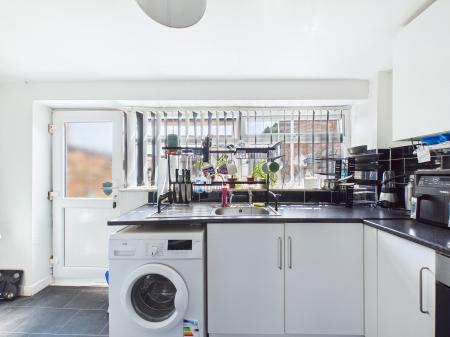 2 bedroom Terraced House for sale in Boardmans Lane, St Helens, WA11