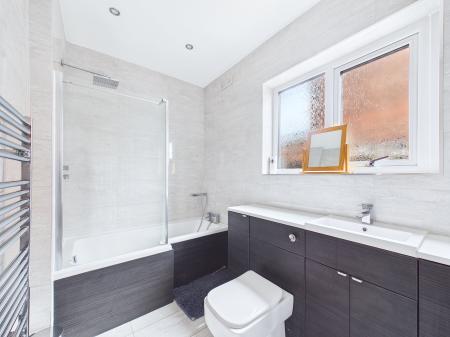 4 bedroom Semi-detached house for sale in Central Drive, Haydock, WA11