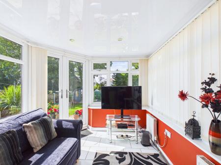 3 bedroom Semi-detached house for sale in Regal Drive, Windle, St Helens, WA10