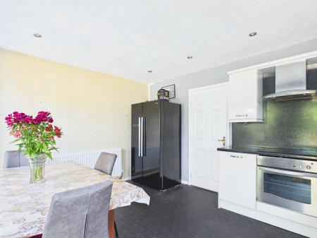 2 bedroom Semi-detached house for sale in Derby Street, Newton-le-Willows, WA12