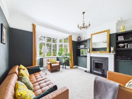 4 bedroom Semi-detached house for sale in Grange Drive, Eccleston Hill, St Helens, WA10