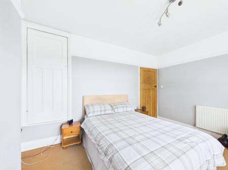 4 bedroom Semi-detached house for sale in Grange Drive, Eccleston Hill, St Helens, WA10