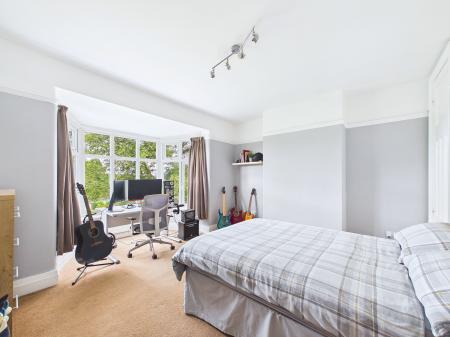4 bedroom Semi-detached house for sale in Grange Drive, Eccleston Hill, St Helens, WA10