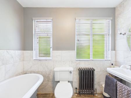 4 bedroom Semi-detached house for sale in Grange Drive, Eccleston Hill, St Helens, WA10