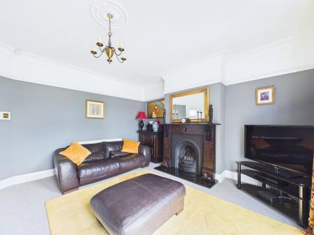 4 bedroom Semi-detached house for sale in Grange Drive, Eccleston Hill, St Helens, WA10