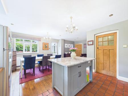 4 bedroom Semi-detached house for sale in Grange Drive, Eccleston Hill, St Helens, WA10