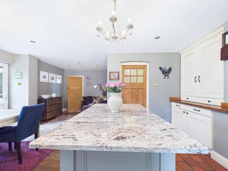4 bedroom Semi-detached house for sale in Grange Drive, Eccleston Hill, St Helens, WA10