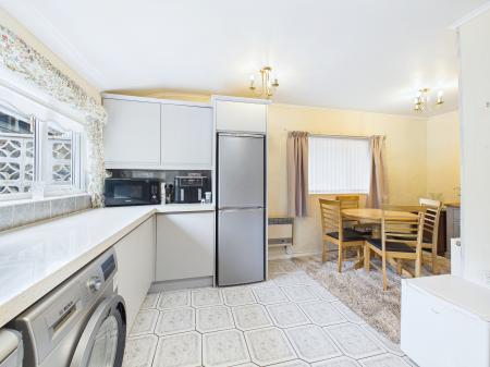 3 bedroom Semi-detached house for sale in Hillside Close, Billinge, Billinge, WN5