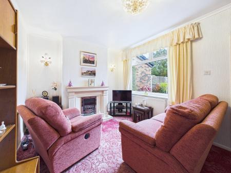 3 bedroom Semi-detached house for sale in Hillside Close, Billinge, Billinge, WN5
