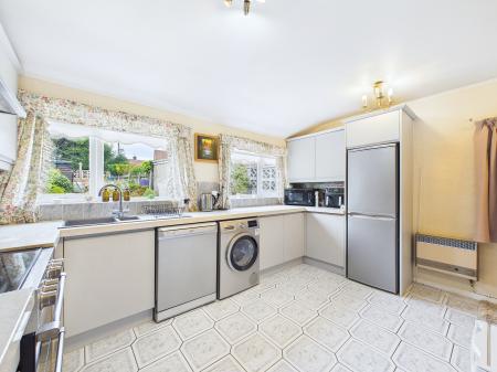 3 bedroom Semi-detached house for sale in Hillside Close, Billinge, Billinge, WN5