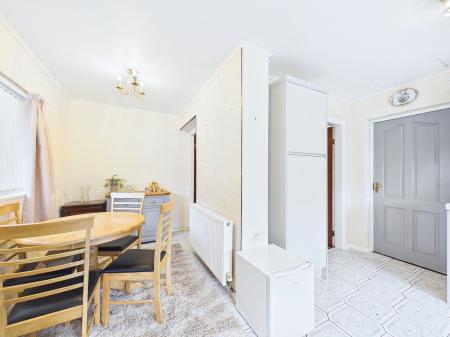 3 bedroom Semi-detached house for sale in Hillside Close, Billinge, Billinge, WN5