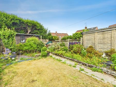 3 bedroom Semi-detached house for sale in Hillside Close, Billinge, Billinge, WN5