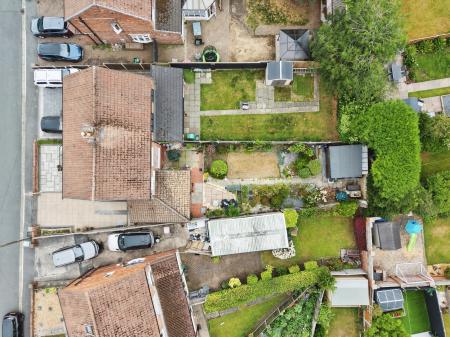 3 bedroom Semi-detached house for sale in Hillside Close, Billinge, Billinge, WN5