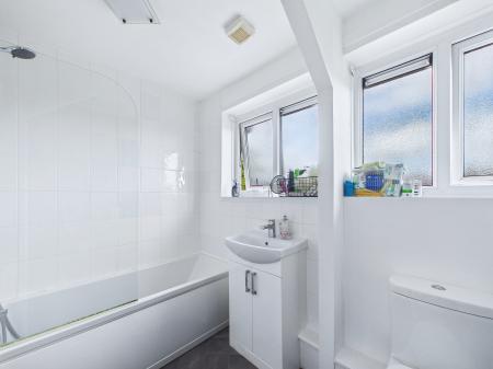 2 bedroom Town house for sale in Basildon Close, Thatto Heath, St Helens, WA9