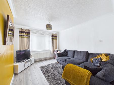 2 bedroom Town house for sale in Basildon Close, Thatto Heath, St Helens, WA9