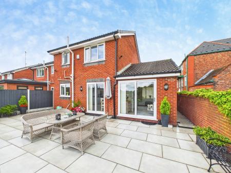 3 bedroom Detached house for sale in Briars Green, St Helens, WA10