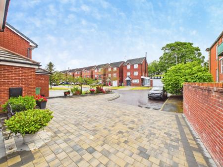 3 bedroom Detached house for sale in Briars Green, St Helens, WA10