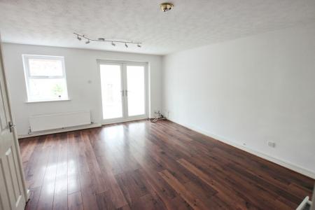 3 bedroom Semi-detached house to let in Shire Green, St Helens, WA9