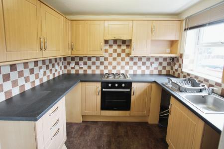 3 bedroom Semi-detached house to let in Shire Green, St Helens, WA9