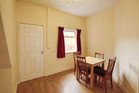 2 bedroom Terraced House to let in St Paul Street, St Helens, WA10