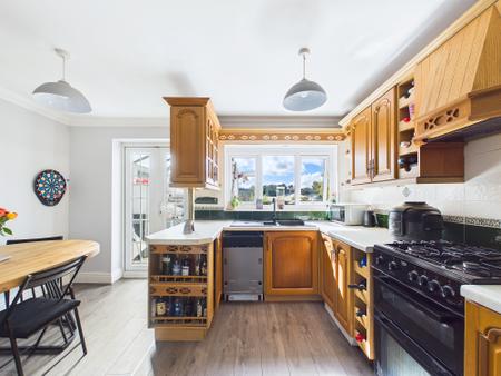 3 bedroom Semi-detached house for sale in Hamilton Road, Windle, St Helens, WA10