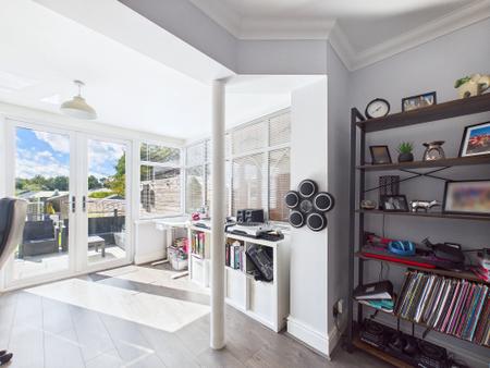 3 bedroom Semi-detached house for sale in Hamilton Road, Windle, St Helens, WA10