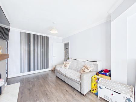 3 bedroom Semi-detached house for sale in Hamilton Road, Windle, St Helens, WA10