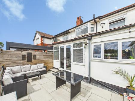 3 bedroom Semi-detached house for sale in Hamilton Road, Windle, St Helens, WA10