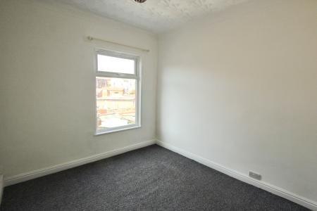 2 bedroom Terraced House to let in City Road, St Helens, WA10