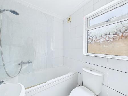 3 bedroom Terraced House for sale in Clipsley Lane, Haydock, WA11