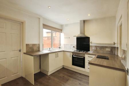 2 bedroom Terraced House to let in City Road, St Helens, WA10