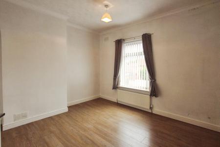 2 bedroom Terraced House to let in City Road, St Helens, WA10
