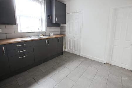 3 bedroom Semi-detached house to let in Poynter Street, Thatto Heath, St Helens, WA9