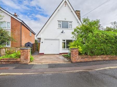 3 bedroom Detached house for sale in The Avenue, Rainford, St Helens, WA11